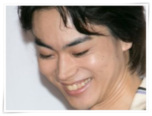 菅田将暉　鼻筋　プロテーゼ　鼻先高い　綺麗　いじった　不自然