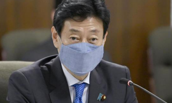 西村大臣のマスク型紙と作り方画像