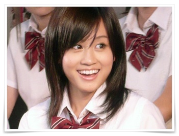 前田敦子の若い頃の画像