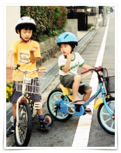 藤井聡太の幼少期の子供の時兄の画像