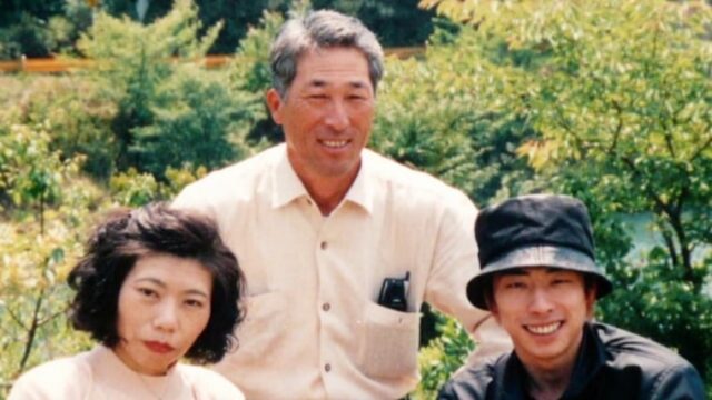 ロンブー田村淳の父親と母親の画像