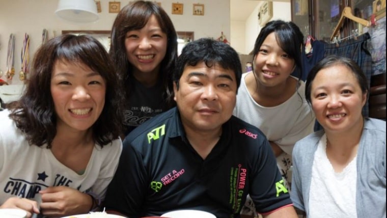 川井梨紗子、母親、父親、画像