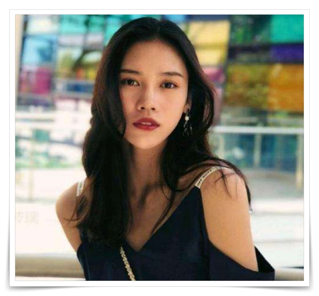 劉霊玲、りゅうれいれい、中国、トランポリン、可愛い、画像